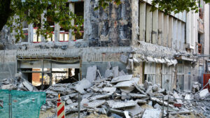 building damaged by earthquake covered by earthquake insurance